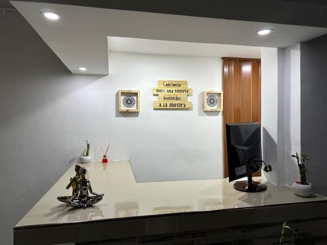 Apartahotel Malaga Медельїн Екстер'єр фото